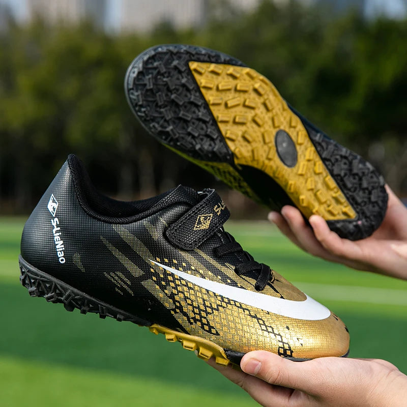 Fashionable Low Cut Children's Professional Football Soccer Shoes