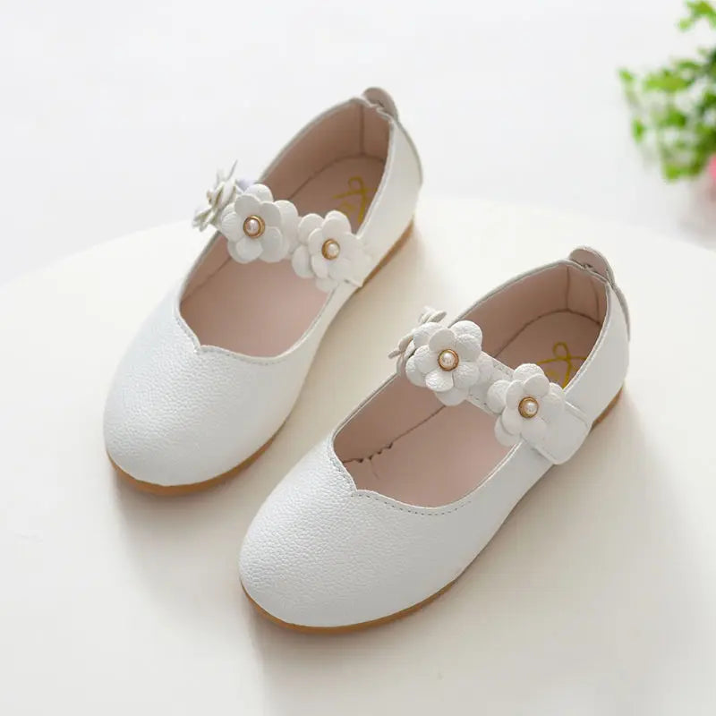 Girl's Breathable Leather Dancing Shoes