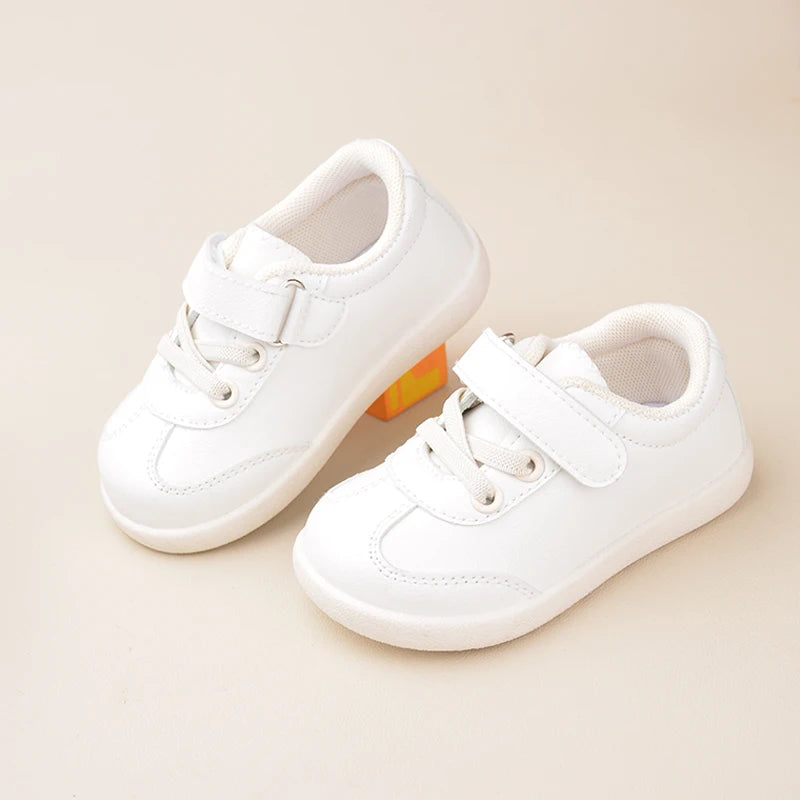 Girls Lovely Low Top Soft Flat Sneakers