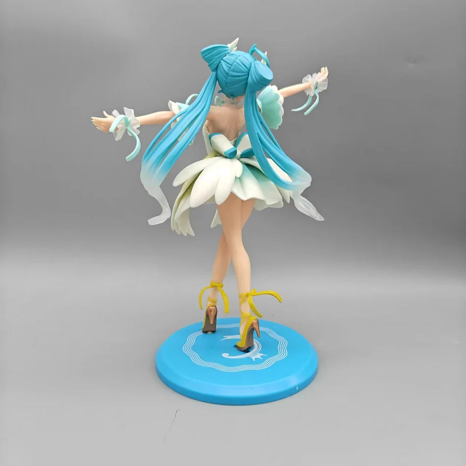 Anime Hatsune Miku X Cinnamoroll Figure panda swan series Cute Statue 18-22cm PVC Model Doll Toy boy Birthday Christmas Gift