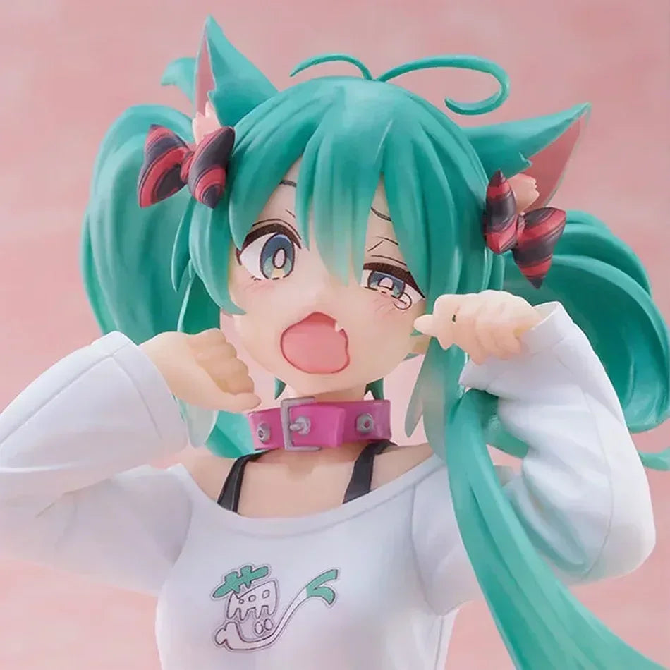Anime Hatsune Miku Figure Cat Ear Long Sleeve Clothes Ver Model Toy Gift Collection Action Figure PVC