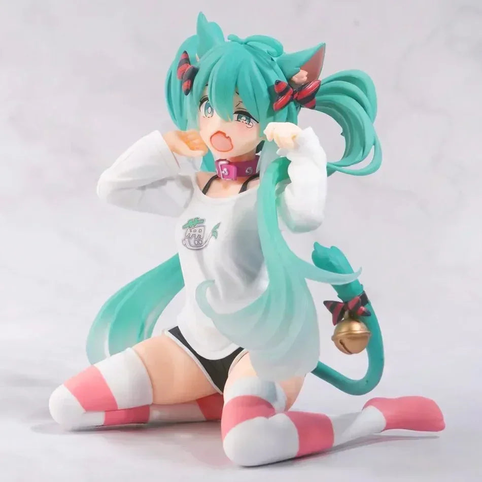 Anime Hatsune Miku Figure Cat Ear Long Sleeve Clothes Ver Model Toy Gift Collection Action Figure PVC